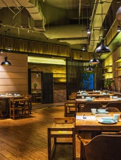 tables in restaurant